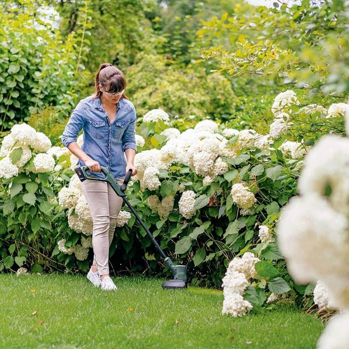 Actual product image Bosch Home & Garden EasyGrassCut 18V-260 (Trim line)