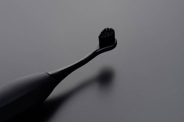 Produktbild Curaprox Hydrosonic Black is White (Schallzahnbürste)