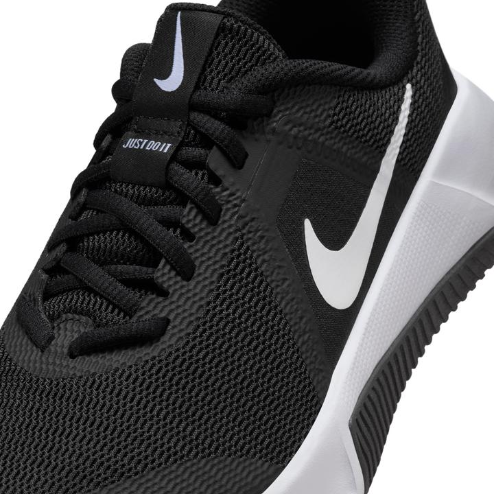 Actual product image Nike Women's MC Trainer 3 (40.5)