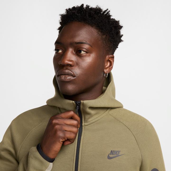 Produktbild Nike Tech Windrunner Kapuzenpullover (XL)