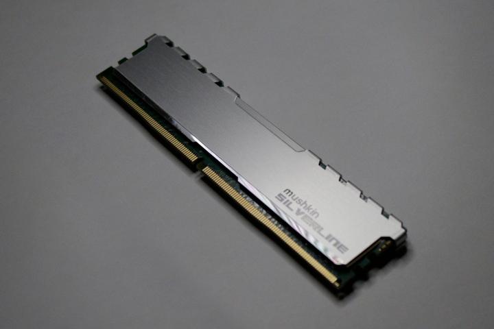 Actual product image Mushkin DDR4 - 32 GB -3200 - CL - 22 - Single, Silverline (sidabrinis, MSL4U320NF32G) (1 x 32GB, 3200 MHz, DDR4-RAM, DIMM)