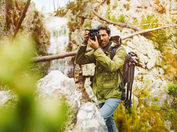 Actual product image Panasonic Lumix DMC GH4R Body with V-Log L (17.20 Mpx, Micro Four Thirds)