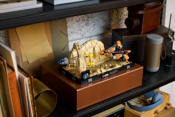 Produktbild LEGO Podrennen in Mos Espa – Diorama (75380, LEGO Star Wars)