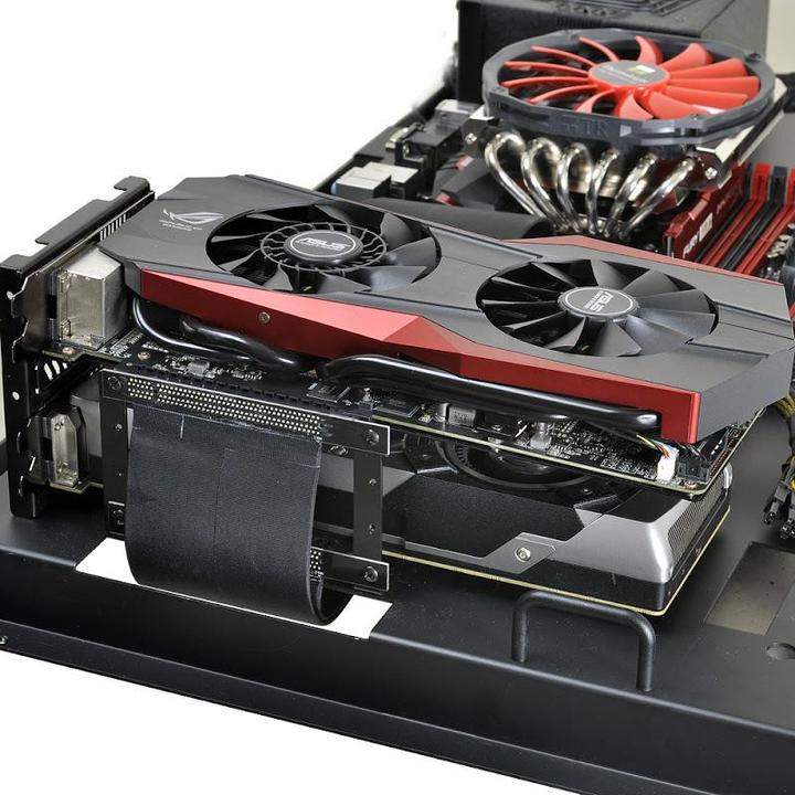 Produktbild Lian-Li Dk-03x (ATX, E-ATX, mATX, Mini-ITX)