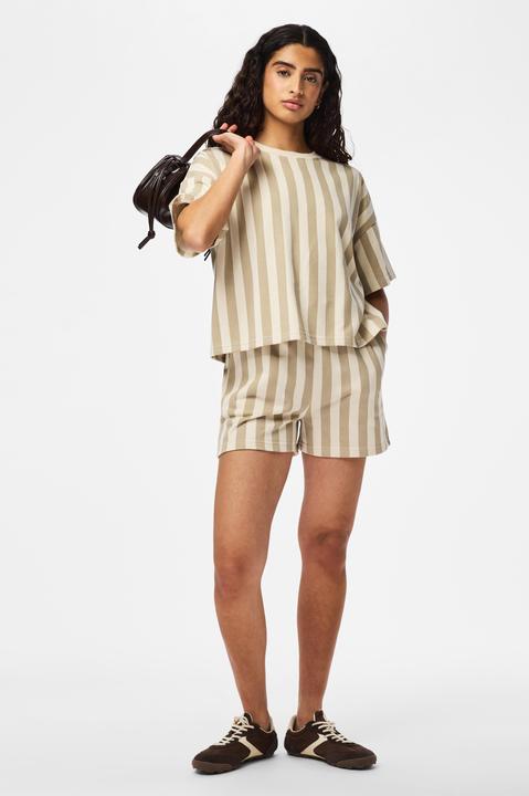 Image du produit Pieces Pcchilli Summer Shorts Stripe Ub Noos Bc (S)