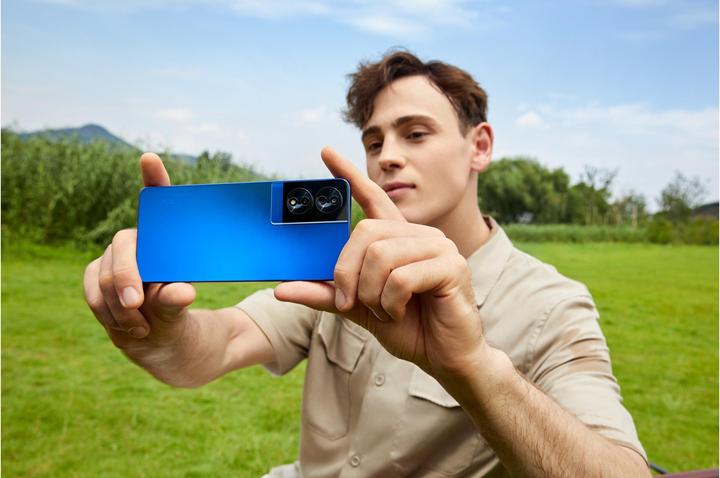 Produktbild TCL 40 NxtPaper (256 GB, Midnight Blue, 6.78", Dual SIM, 50 Mpx, 4G)