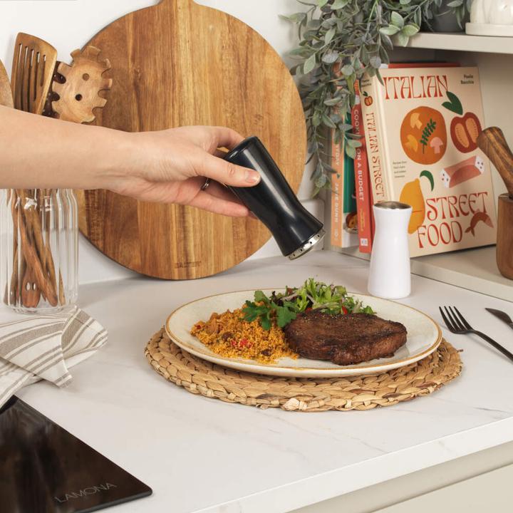 Actual product image Salter BW129471EU7 Gravity Salt & Pepper Shaker Set (Pepper, Salt, Various spices)