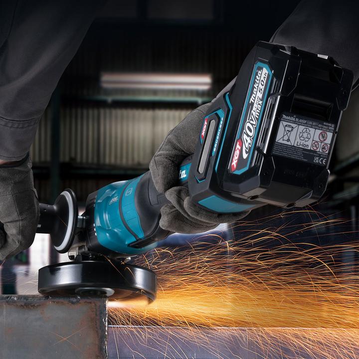 Actual product image Makita Cordless angle grinder 40V max. / 4.0 Ah, 2 batteries + charger in MAKPAC (125 mm)