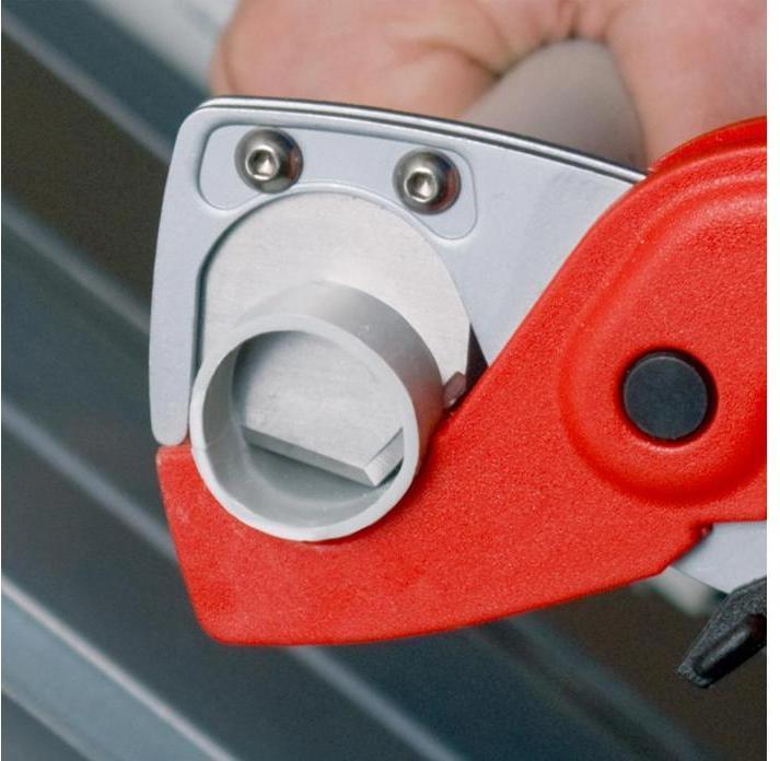Actual product image Primium PRIM 9020185SB Knipex hose and protective tube cutter (185 mm)