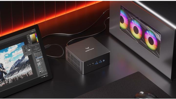 Immagine prodotto Minisforum UM890 Pro (1000 GB, 32 GB, AMD Ryzen 9 8945HS)