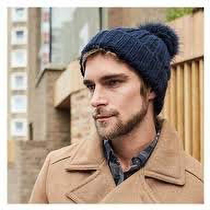 Image du produit Beechfield Bonnet tricoté Verbier adulte avec pompon en fourrure synthétique (Taille unique)