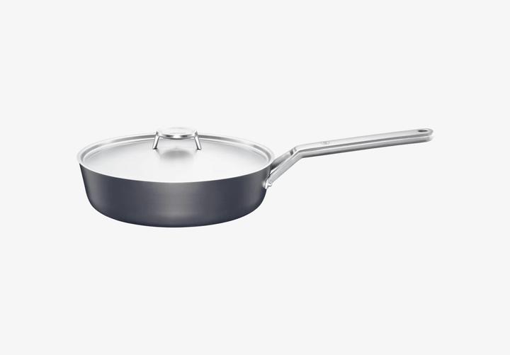Actual product image Fiskars Taiten sauté pan, 26cm (Frying pan, Aluminium, 26 x 10.80 cm)