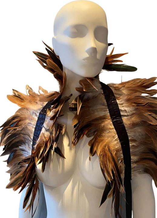 Actual product image Kinky Diva Feather Shoulder Wrap (One size)
