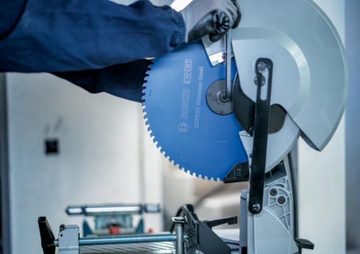 Produktbild Bosch Professional Zubehör Kreissägeblatt Expert for Stainless Steel, 355 x 25,4 x 2,5 x 90