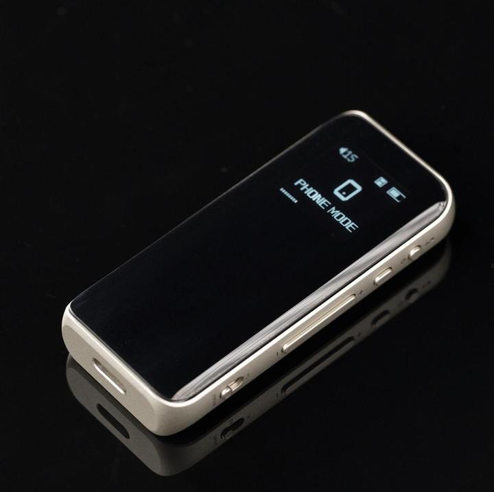 Immagine prodotto FiiO BTR15 (interruttore di guadagno, Controllo del tono, USB-DAC, Display, Microfono, aptX, Bluetooth)