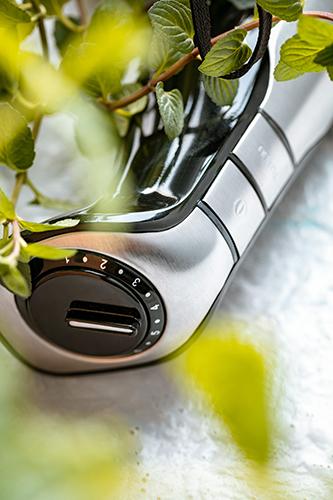 Actual product image Camry CR 4615 Hand and personal blender in one, Power 400W