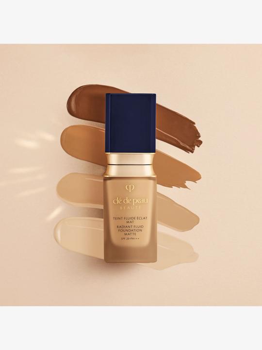 Produktbild Clé De Peau Radiant Fluid Foundation Matte WB20 (WB20 - Light Medium Rose)