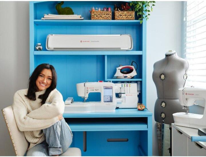 Actual product image Singer momento™ cutting machine 24"