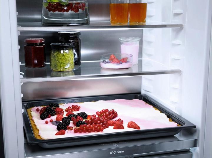 Actual product image Miele Kfn 7734 D (253 l)