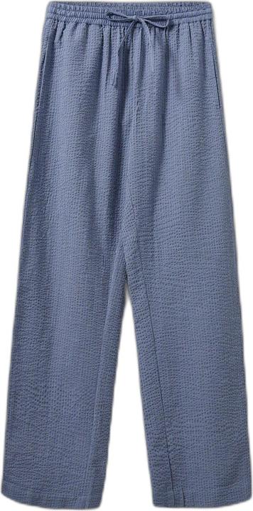 blue-black w antique white