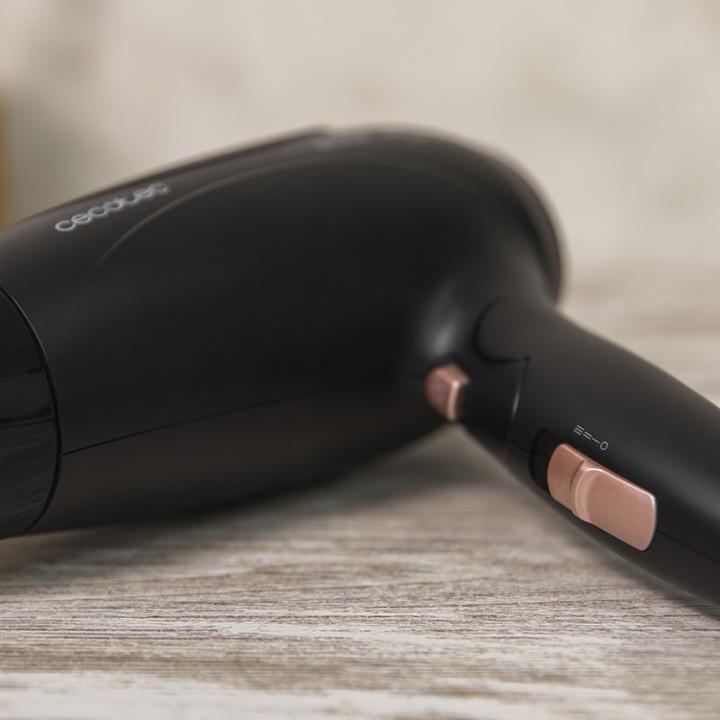 Produktbild Cecotec Ionic Hair Dryer with Diffuser Bamba IoniCare 5450 Power & Go Pro Ice 2400W Bronze