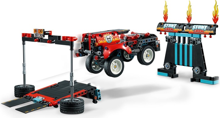 Actual product image LEGO Stunt show with truck and motorcycle (42106, LEGO Technic)