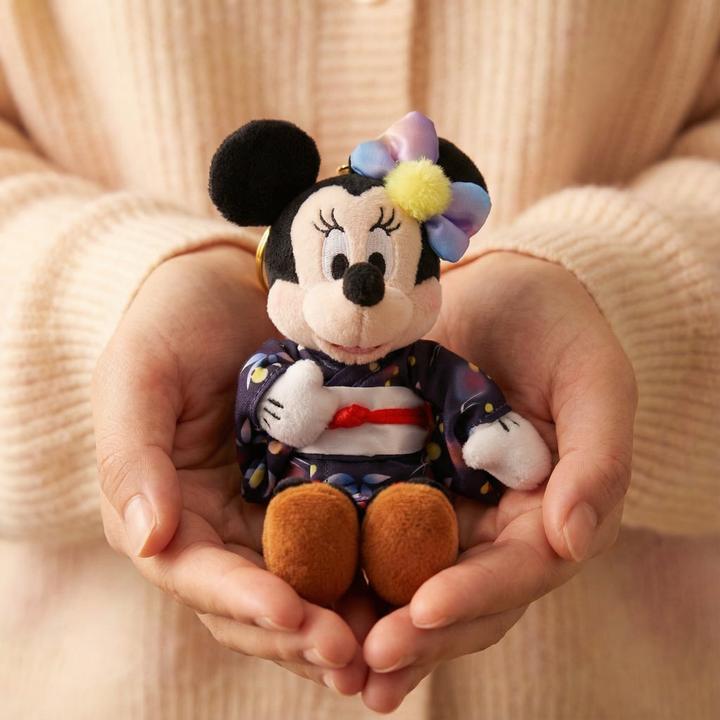 Actual product image Disney Store - Minnie plush key ring - Accessory