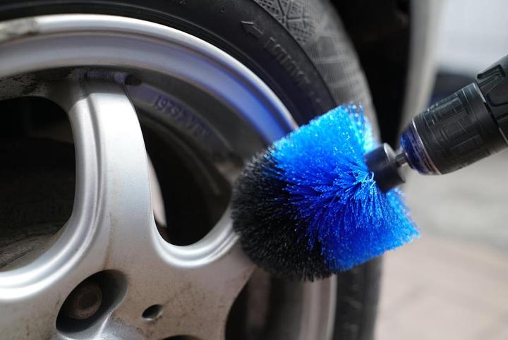 Actual product image Brilliant Tools Brush attachment set