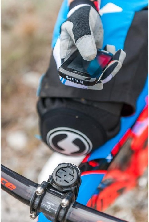 Actual product image Garmin Edge 1000 Pack + Topo Switzerland (Europe, Topo Switzerland)