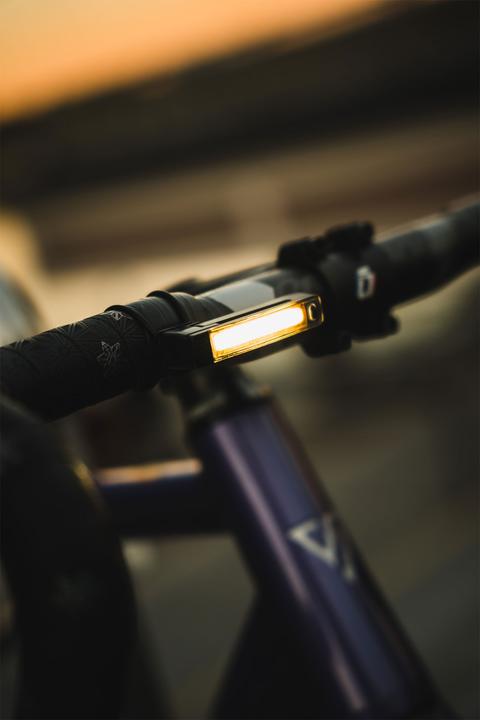 Produktbild knog. Plus (40 lm)