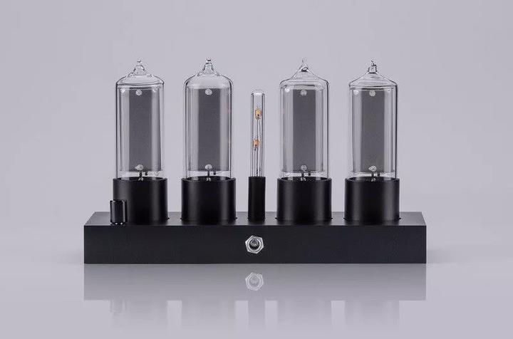 Produktbild Millclock NEU! ZIN18 Nixie-Uhr Klassiker Schwarzes Aluminiumgehäuse 4 Röhren.