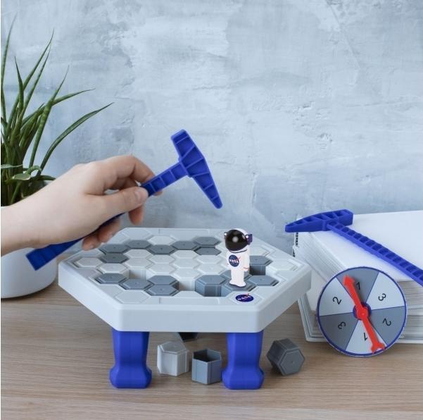 Actual product image Nasa Moon Miner Game (German, French, Italian, English, Swiss German)