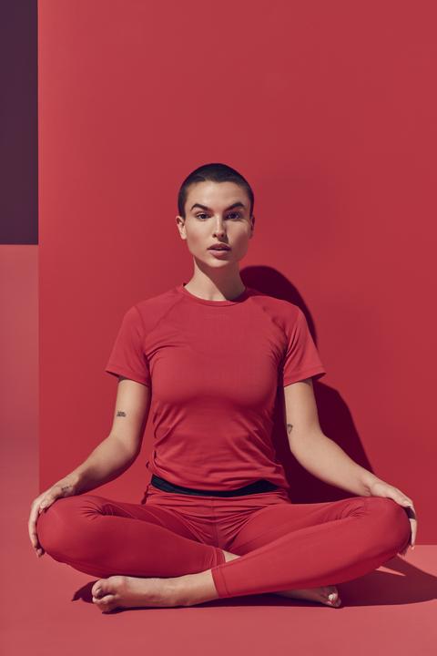 Actual product image Craft Adv Essence Ss Slim Tee Ladies (L)