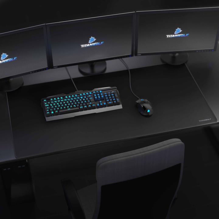Produktbild Titanwolf Gaming Mauspad, XXXL Speed Mausmatte 1200 x 600 mm, Geschwindigkeit & Präzision, Schriftzug Alpha (3XL)