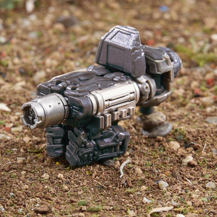 Actual product image Hasbro Robot-weapon, 7.5 cm
