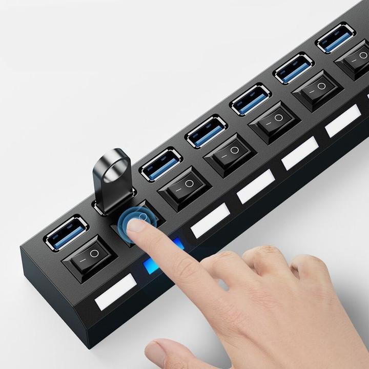 Produktbild Hermex USB-Hub USB-A 3.0 7-Port Adapter mit Ein- u. Ausschalter und Licht (USB-A, 7 Ports)