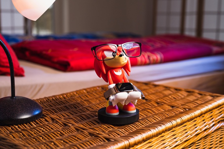 Produktbild Exquisite Gaming Knuckles Cable Guy (Xbox Series X, Xbox One S, PS5, PS4, Mac, PC, Switch)