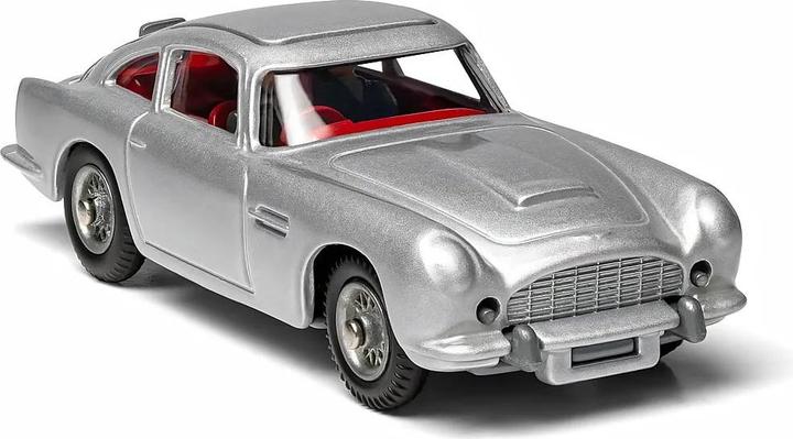 Corgi James Bond Aston Martin DB5 Silver
