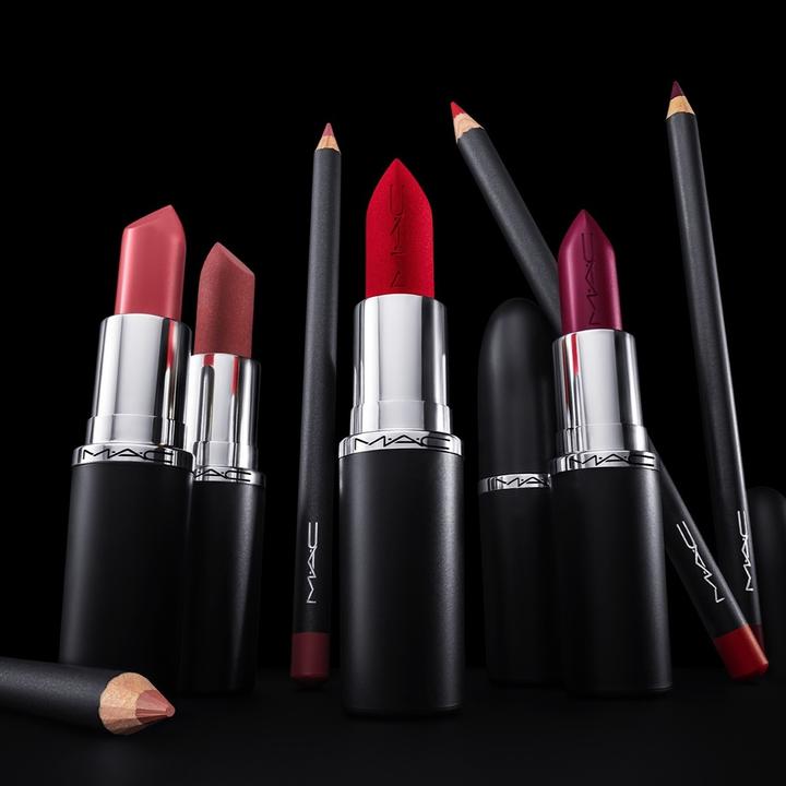 Actual product image MAC Cosmetics MACximal Sleek Satin Lipstick DEL RIO (DEL RIO)
