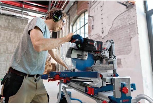Image du produit Bosch Professional GCM18V-305 GDC