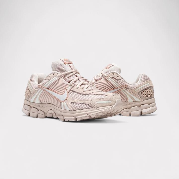 Produktbild Nike Zoom Vomero 5 (37.5)