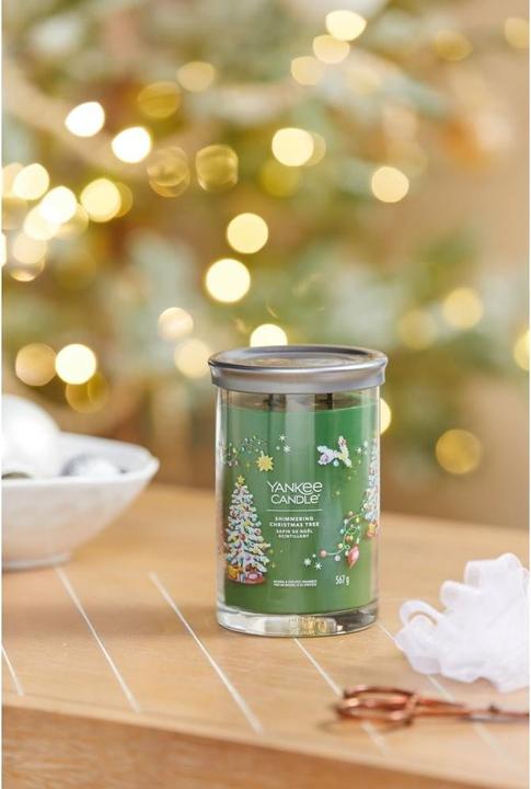 Actual product image Yankee Candle Scented Candle Shimmering Christmas Tree Signature Large Tumbler