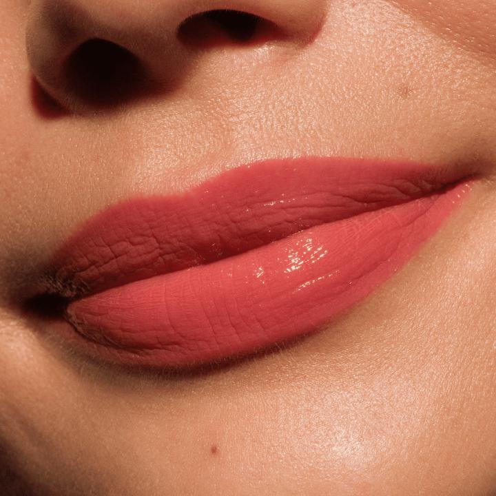 Image du produit Catrice Glass Like Dewy Lip Tint encre à lèvres (010 nude)