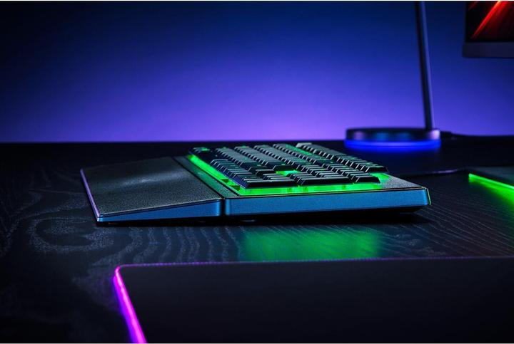 Produktbild Razer für Spiele Ornata V3 X RGB-LED-Beleuchtung, US, mit Kabel, Schwarz, Silent Membrane, Zifferntastatur (US, Kabelgebunden)