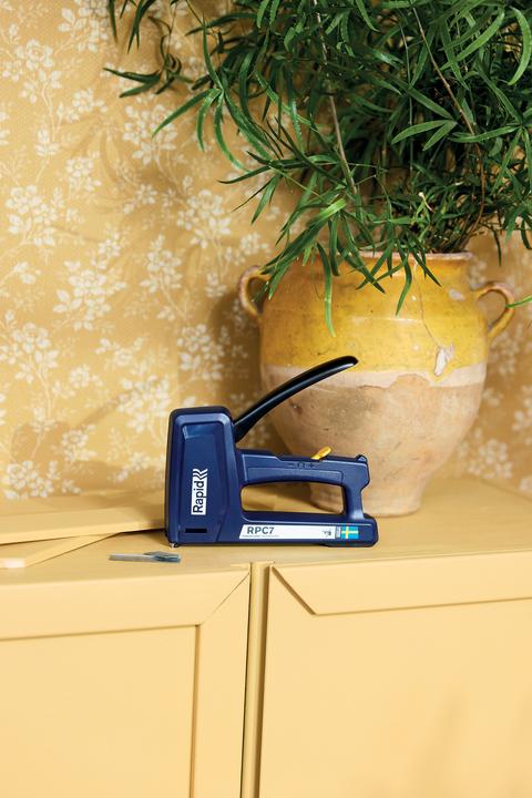 Actual product image Rapid RPC7 hand tacker