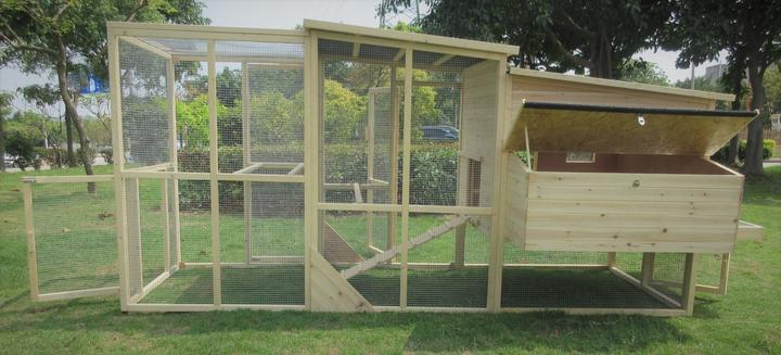 Actual product image Pet Homes Grindelwald isolated