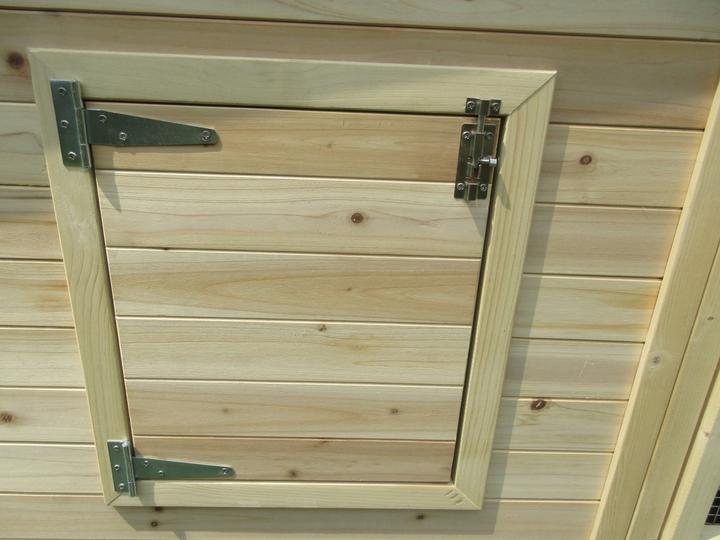 Actual product image Pet Homes Grindelwald isolated