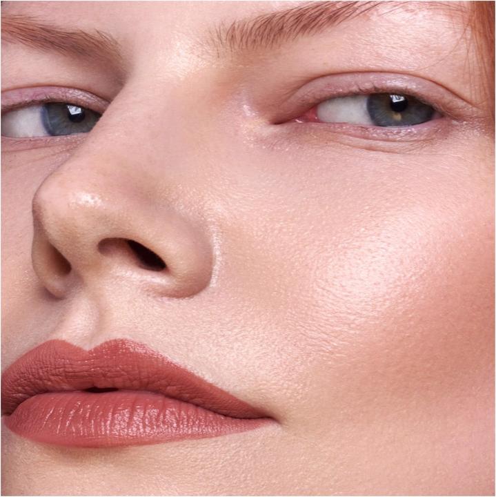 Immagine prodotto Madara Labbra - Rossetto in crema Velvet Wear Warm Nude #32 (32 Nudo caldo)