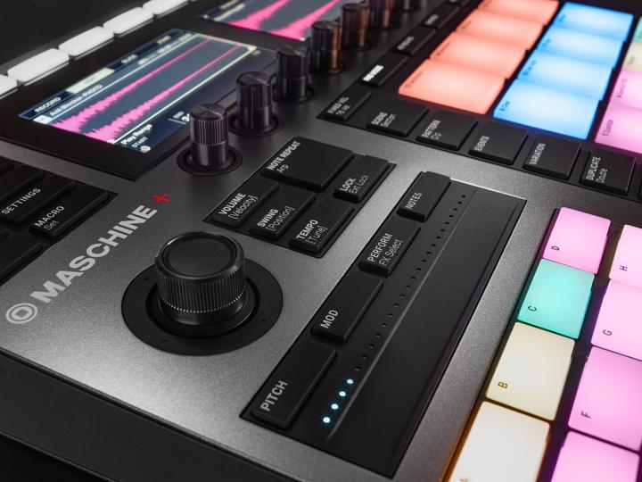 Produktbild Native Production Center Maschine+