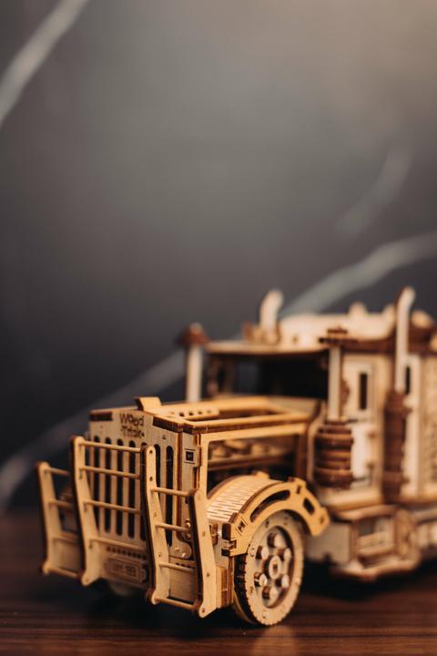 Image du produit Wood Trick Camion - Semi-remorque - 3D Kit de construction en bois
